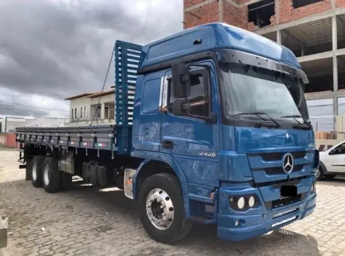 mb atego 2426 azul 2013carroceria 7,5m - 6x2