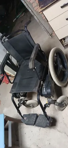 Cadeira de rodas motorizada