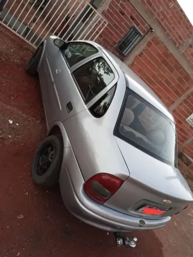 Chevrolet Corsa SED Class.spirit 1.0/1.0 Flexpower (álcool) 2007