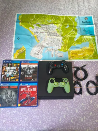 Playstation 4 slin 1TERA com jogos e controles