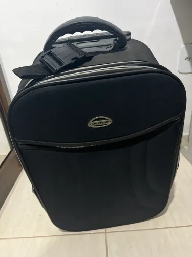 Vendo mala em bom estado