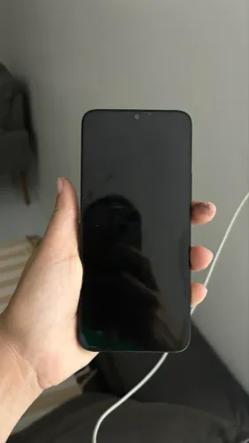 Celular honnor