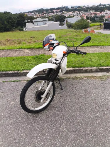 XR 200 R