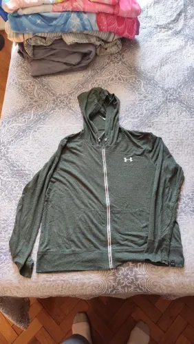 Casaco Feminino Under Armour - Tamanho 2XG | Novo
