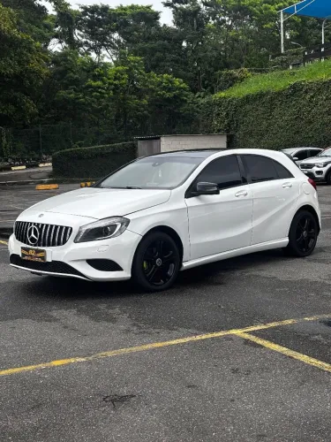 Mercedes-Benz Classe A 200 1.6 TB 16V Urban 156cv Aut. 2015
