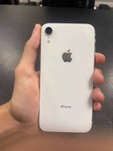 iPhone XR (câmera tremendo)