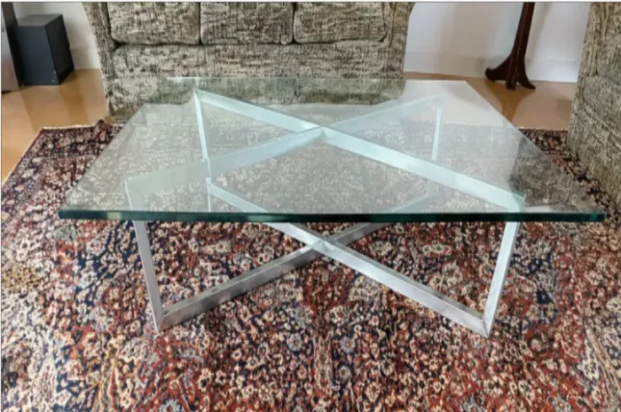 Mesa de centro de vidro