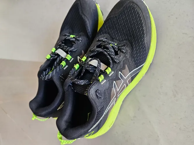 Tênis Asics Gel-<br><br>Trabuco Terra 2 Masculino.