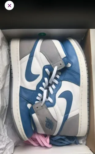 Air Jordan 1 High True Blue