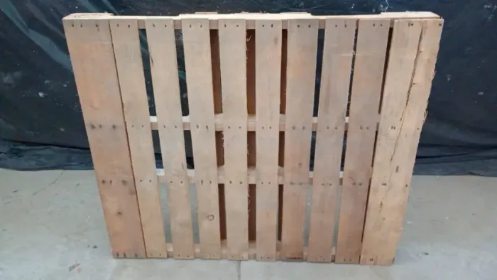 Pallet Palet Palete Madeira 120cm x 100cm Multiuso Reforçado