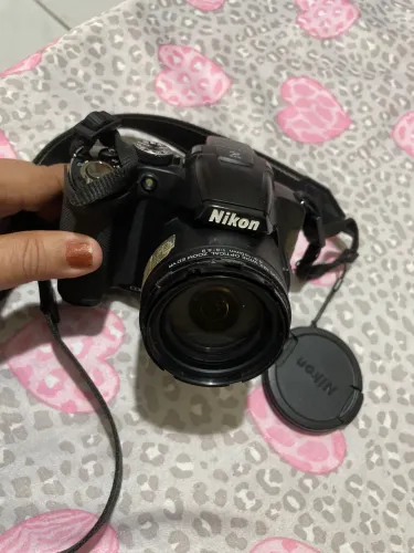 Máquina Fotográfica NIKON