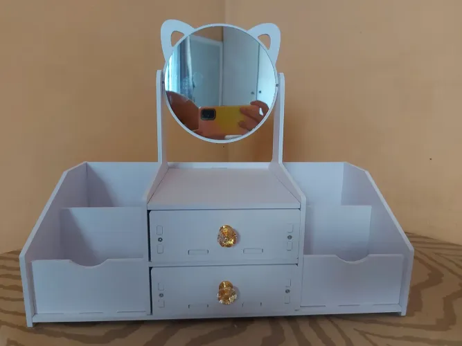Mini penteadeira 