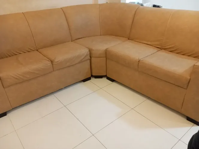 Sofá de canto semi novo 