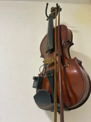 VIOLINO 4/4 usado + captador