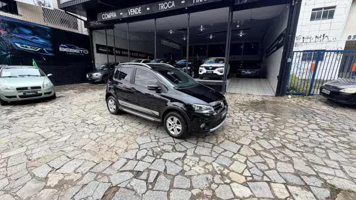 Volkswagen Crossfox 1.6 MI Total Flex 8V 5P 2011