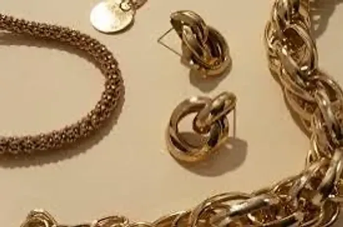 Avaliação de joias, ouro e antiguidades