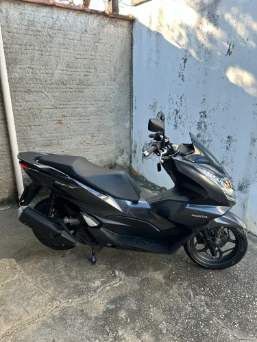 OPORTUNIDADE ÚNICA! PCX 160 2023 IMPECÁVEL 