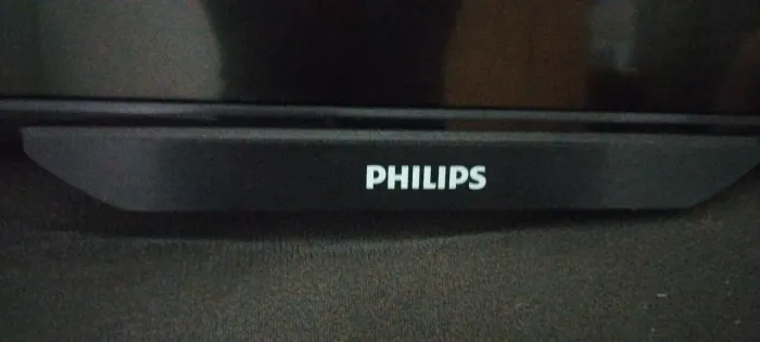 Tv Phillips usada funcionando perfeitamente
