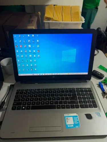  Notebook HP Core i7 (7ª Ger), 8GB RAM, SSD - Super Potente e Rápido!
