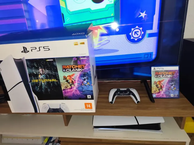 Playstation 5 Slim Ssd 1 tera conservado semi novo completo na caixa. Aceito cartão