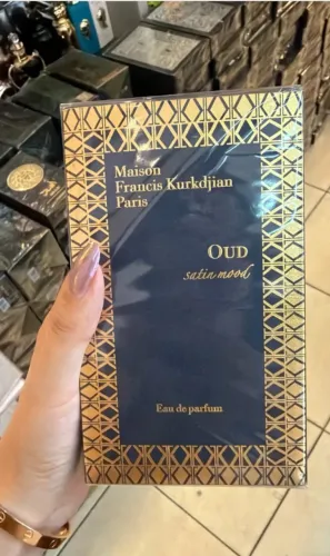 Perfume Maison Francis Kurkdjian Oud Satin Mood