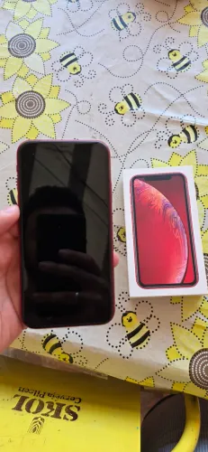 VENDO IPHONE XR 128GB VERMELHO SEMI NOVO