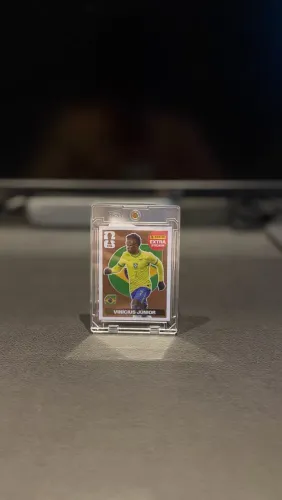 FIGURINHA LEGEND VINICIUS JUNIOR BRONZE 2026