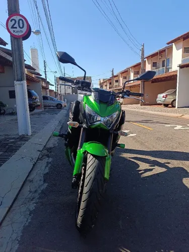 Kawasaki Z800 2016 38000km ABS a mais nova em Londrina