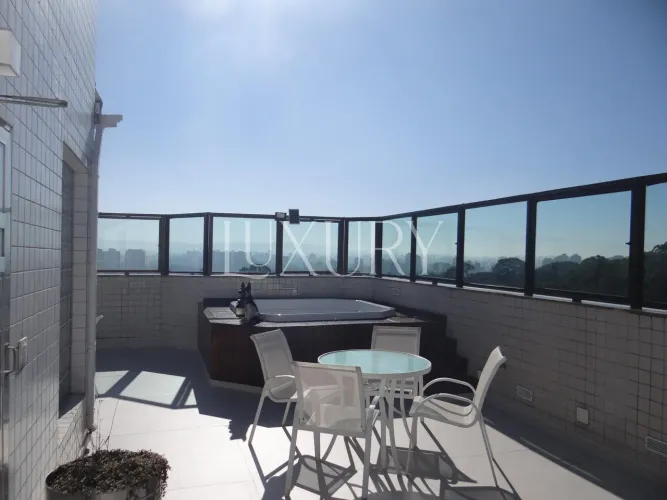Cobertura com 384.0 m², à venda no bairro Alto da Lapa.