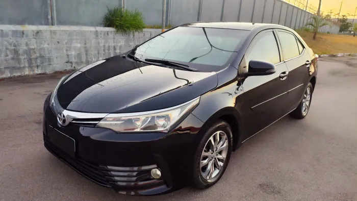 Toyota Corolla Altis 2.0 Flex 16V Aut. 2015