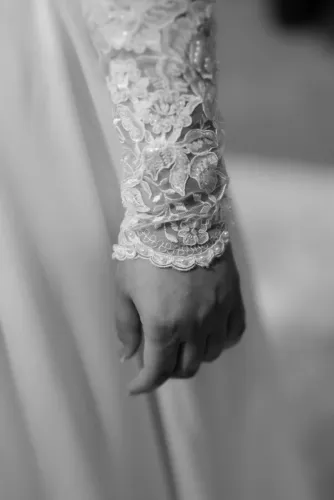 VESTIDO DE NOIVA DOS SONHOS ? LINDO, ELEGANTE E PRONTO PARA BRILHAR!