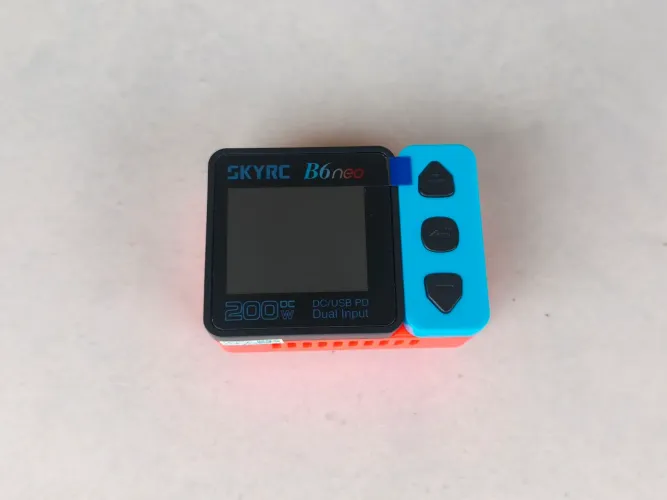 Carregador inteligente compacto bateria sky RC .