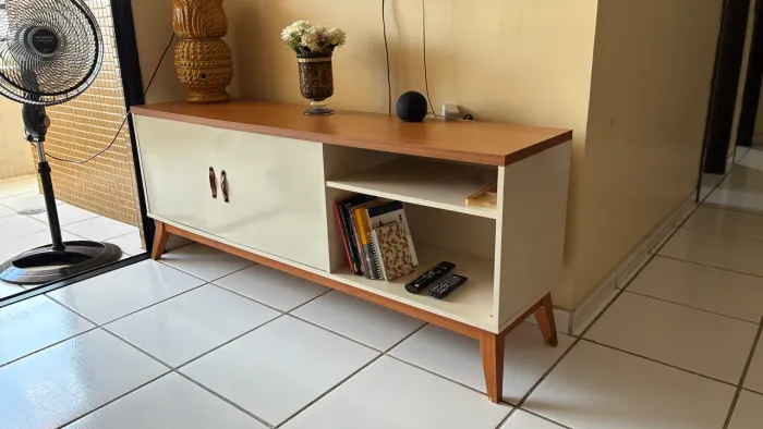 Vendo Rack de tv (160 cm x 39cm)