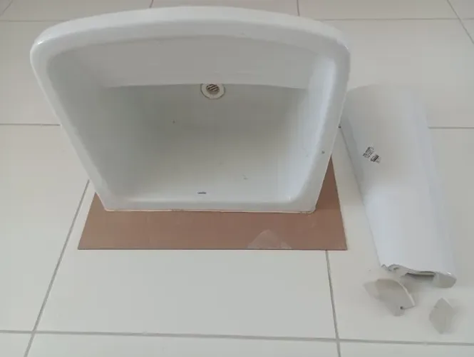 Vendo tanque de louça Logasa tamanho M