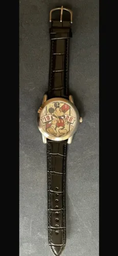 Relógio Disney Parks Mickey Mouse - Edição Limitada