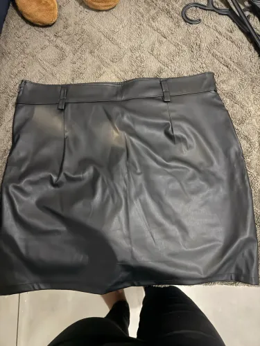 Short saia usado apenas 1 vez 