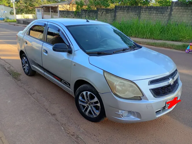 Chevrolet Cobalt LS 1.4 8V Flexpower 4P 2013