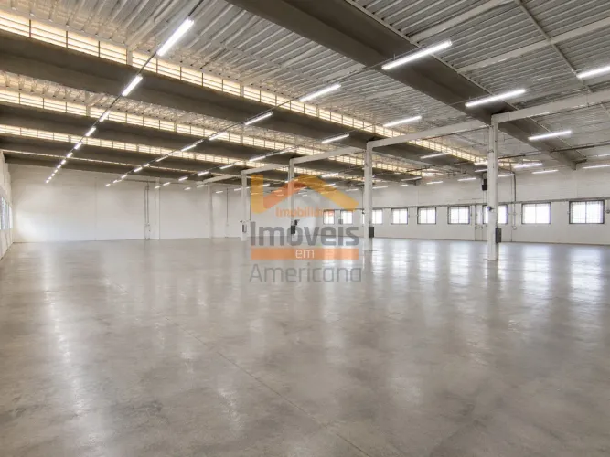 Locação de Barracão Industrial Premium em Santa Bárbara D'oeste-SP: 16 Salas, 10 Banheiros