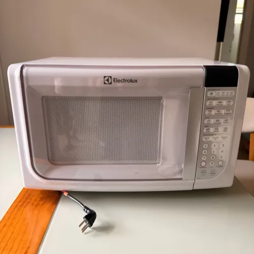 Microondas 31L Conservado