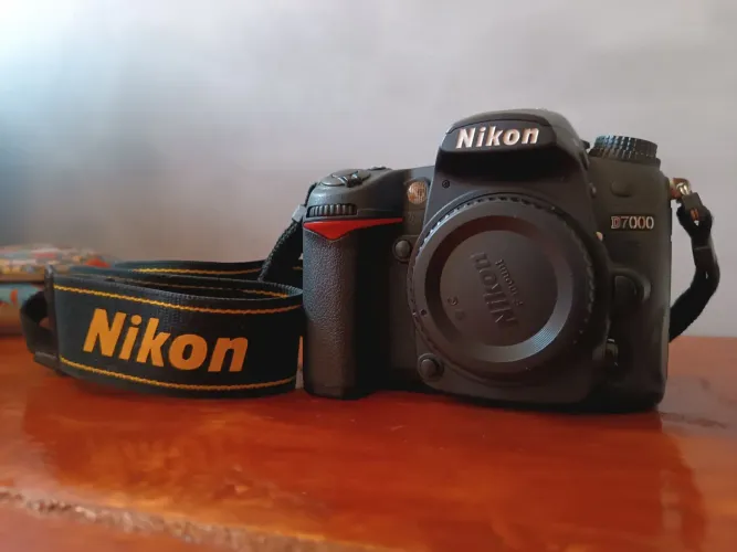Nikon 7000 profissional (só o corpo)