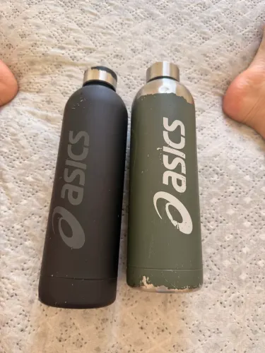 2 Garrafas Térmicas Asics em Inox