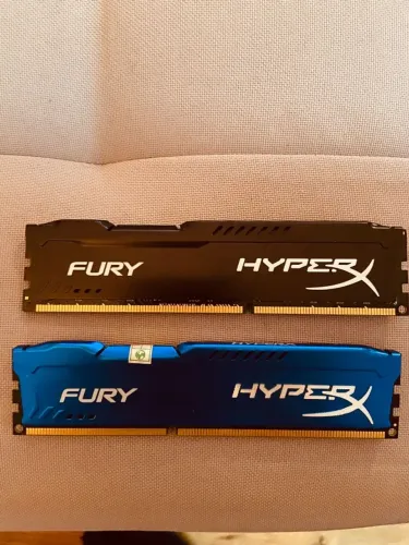 Memória RAM HyperX 8GB DDR3 - R$160,00  cada  