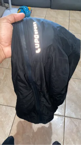 Corta vento Lupo impermeável 