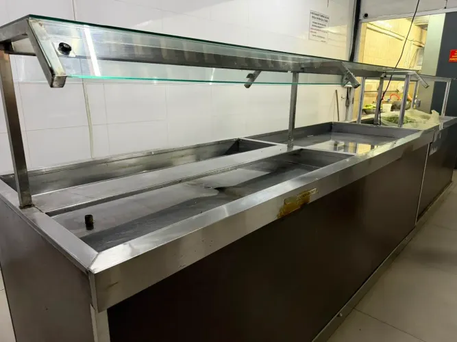 Buffet self service