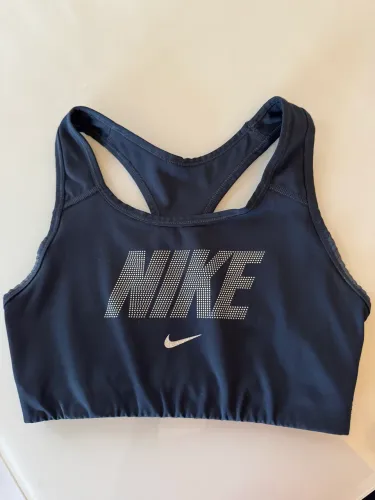 Top Nike p