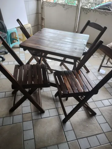 Mesa de Bar conjunto com 5 peças