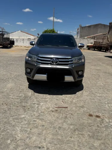 Toyota Hilux CD SRX 4X4 2.8 TDI 16V Diesel Aut. 2018