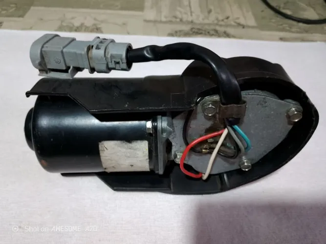 Motor limpador parabrisa dianteiro Clio sedan 2000/01/02/03