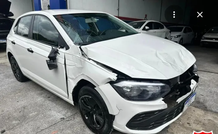 Sucata polo com 6000km rodados