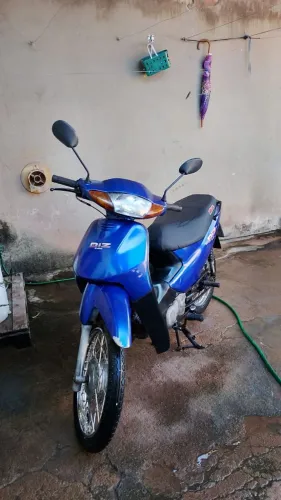 Vende-se moto biz ano 2000 motor 100% não troco só venda